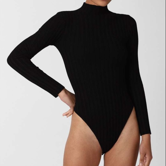 FOREVER 21 Black Ribbed Long Sleeve Bodysuit Mock Neck Size M - Picture 1 of 5